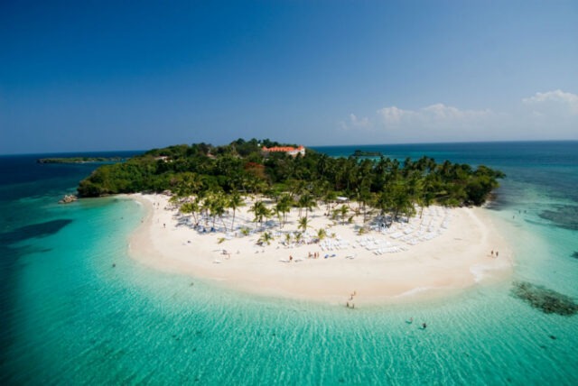 Cayo Levantado Bacardi Insel der Strand für die Besucher